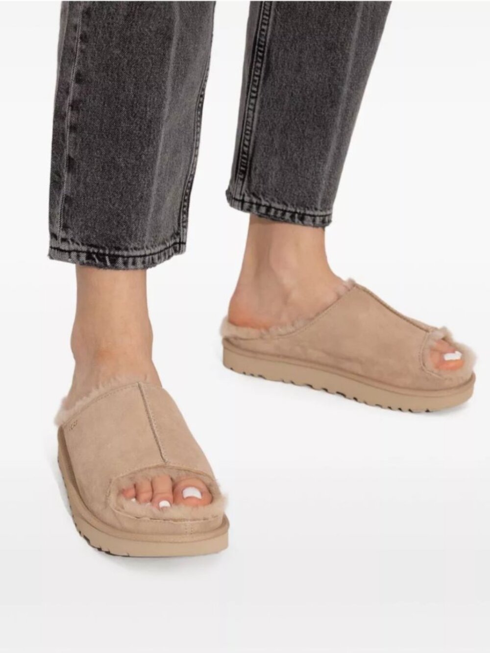 UGG Greenport Slide Sand Suede Shearling Fluffy Sandals NWOB Size 5 W